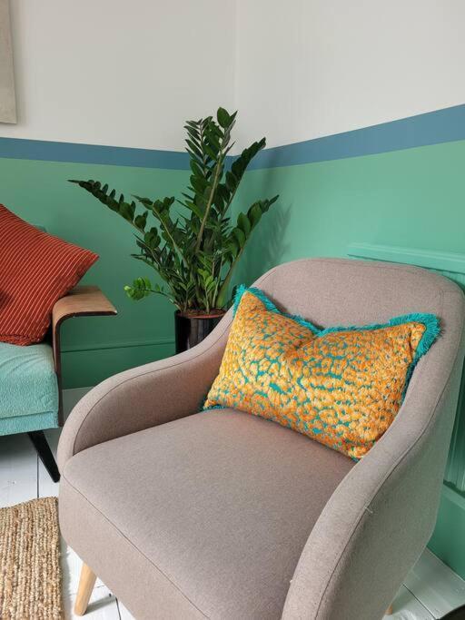 Gorgeous 2 Bedroom Sanctuary Margate Bagian luar foto